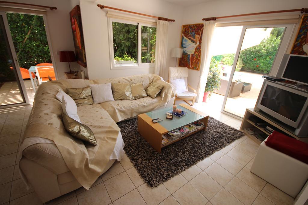 Helene Villa Protaras Room photo