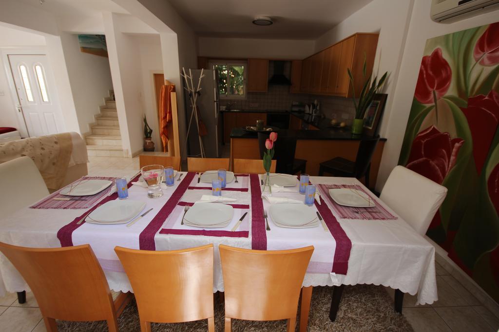 Helene Villa Protaras Room photo