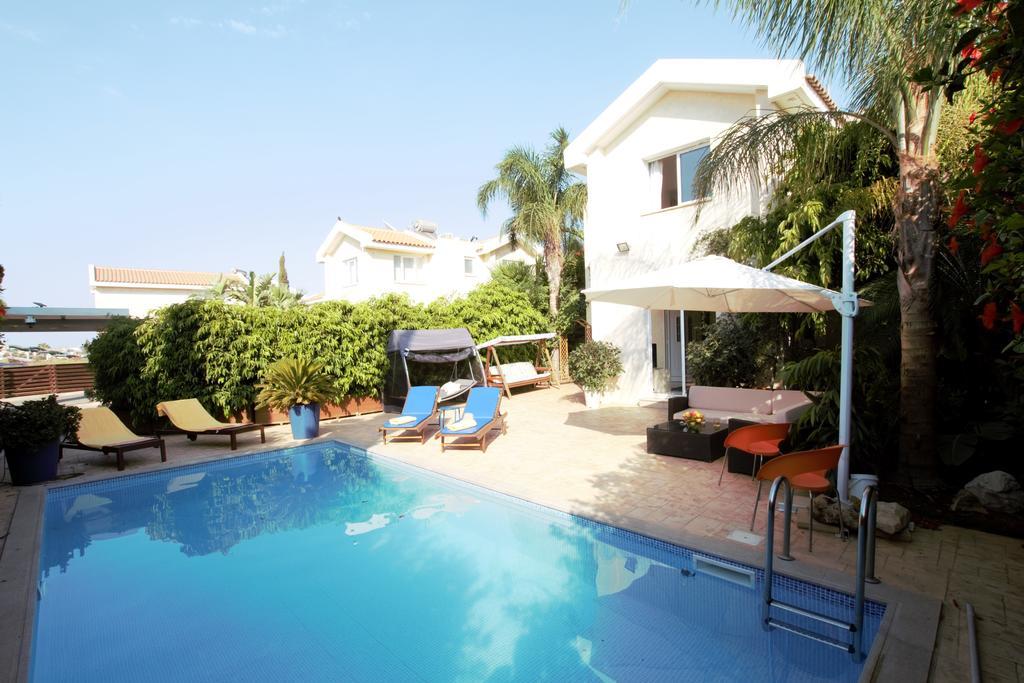 Helene Villa Protaras Exterior photo